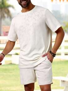 ResortEase 大码男士花卉提花圆领短袖T恤和短裤套装 - 白色 - 查看 1