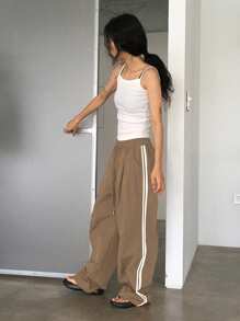 DAZY 女式松紧腰拼接带宽松街头风格长裤，适合所有季节秋季穿着 - 卡其色 - 查看 2