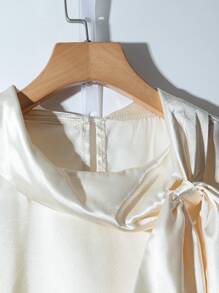 SHEIN Unity 夏季大码优雅纯色系带无袖衬衫