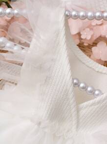 SHEIN Newborn Girl Photography Outfits Newborn Lace Romper Set Infant Photoshoot Props Baby Girl Contrast Mesh Bodysuit With Headband - White - View 8