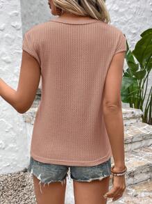 SHEIN LUNE Maglietta casual di stile vacanziero alla moda da donna, collo a V, bottoni sul davanti, spalle scivolate, decorata con tasche, texture a nido d'ape - Rosa - Visualizzare 2