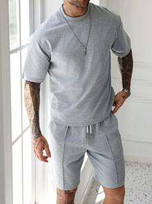 Manfinity Homme Set da uomo composto da t-shirt a girocollo a maniche corte di colore unito e pantaloncini con coulisse in vita, set estivo da 2 pezzi, outfit comodo - Grigio - Visualizzare 4