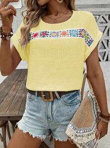 EMERY ROSE Embroidered Round Neck Summer Casual Holiday Short Sleeve Shirt