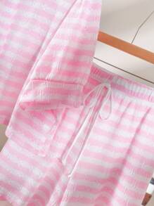 CosyJoli Set casual da 2 pezzi, composto da top a maniche corte a righe e pantaloncini taglie forti, adatto per l'estate - Rosa - Visualizzare 4