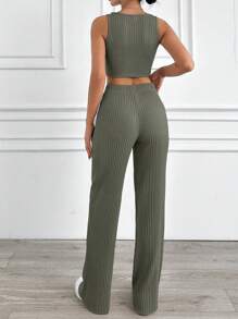 EURMUSE Women Summer Minimalist Solid Color Ribbed Tank Top & Capri Pants Set - Olive Green - View 2