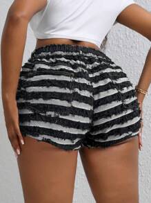 SHEIN SXY Quần short denim rách cỡ lớn - màu đen - Xem 2