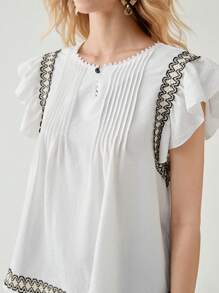 Florisole Blusa plisada de mujer para primavera y verano, camisa mini bohemia con mangas campana, encaje de ganchillo y parches - Blanco - Ver 1