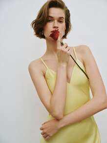 Lumivelle 女士深V领露背修身长裙，成熟魅力，春夏 - 黃色 - 查看 5
