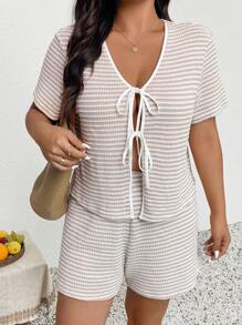 SHEIN Frenchy 2pcs/Set Plus Size Summer Casual Striped Front Tie Short Sleeve Top And Shorts,2 Pieces Summer Outfit