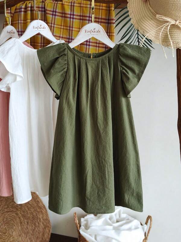 Vintaside Kids Babygirl Is A Fashionable And Versatile Summer Dress With Flowing Sleeves And Drip Buttons. It Is The Highest Quality Dress That Is Perfect For Vacationing, Friends Gathering, Christmas Casual Outfits,And Leisure. It Provides A Comfortable And Relaxed Appearance For Toddlers. The Design Is Simple, Keeping It Comfortable And Fashionable