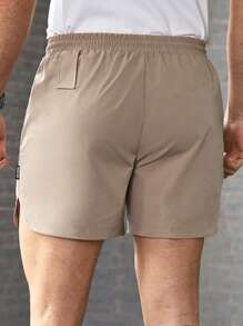 Manfinity VCAY Musclefit Men's Woven Fashionable Casual Relaxed Fit Elastic Waist Straight Leg Shorts, Summer Boyfriend Graduation Gifts Gym Essentials