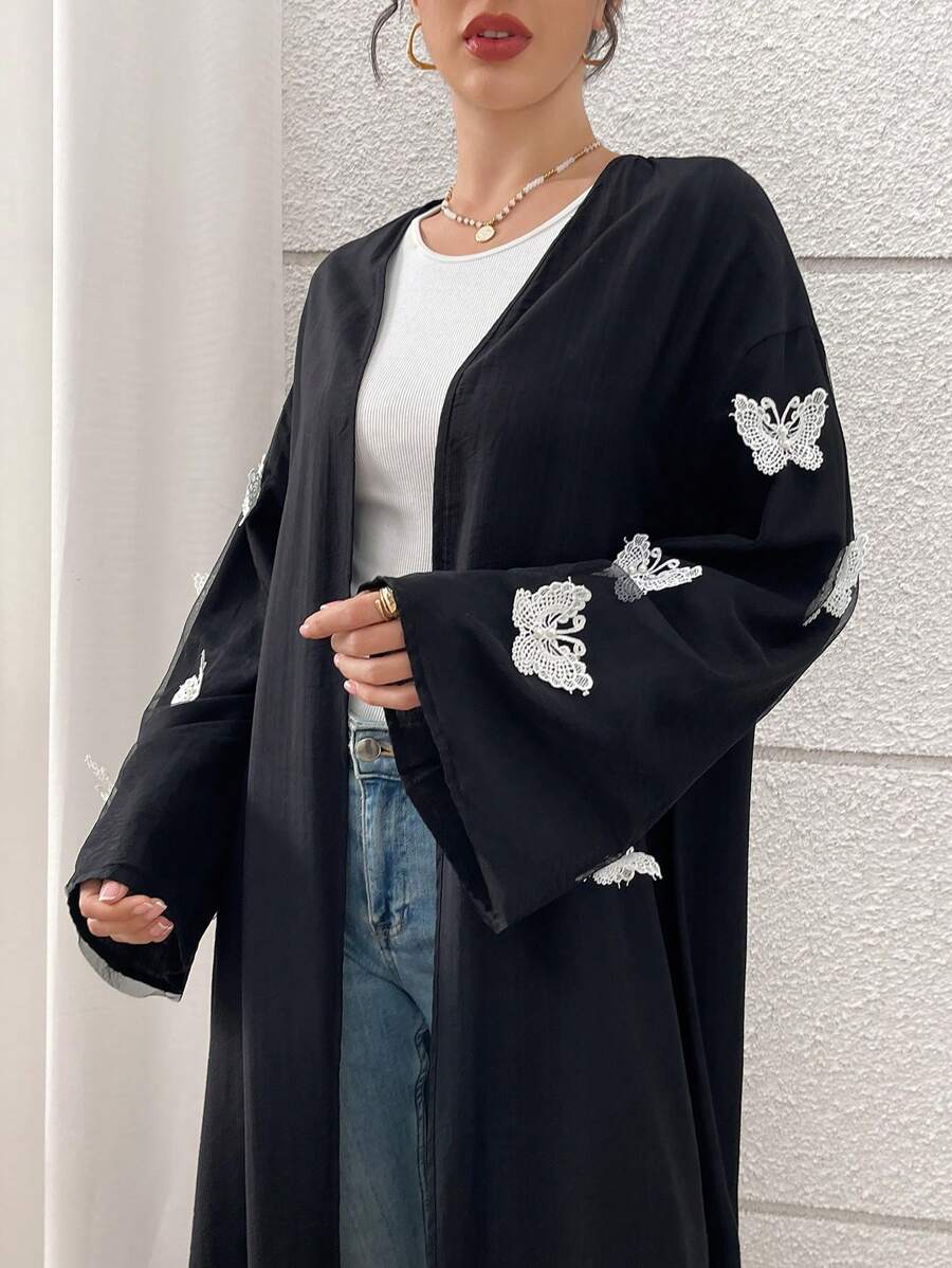 Yasmyna 女士优雅蝴蝶装饰宽松长袖阿拉伯长袍,女士优雅长袍,端庄长袍 - 黑色 - 查看 1