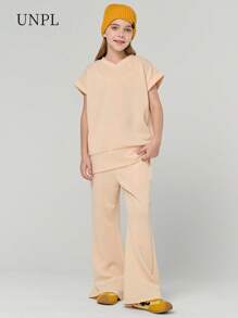 SHEIN Tween Girls Simple Solid V-Neck T-Shirt And Flare Pants Set, Summer - Khaki - View 2