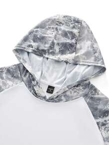 Manfinity KASUA 男式扎染印花插肩长袖连帽冲浪T恤 - 彩色 - 查看 5