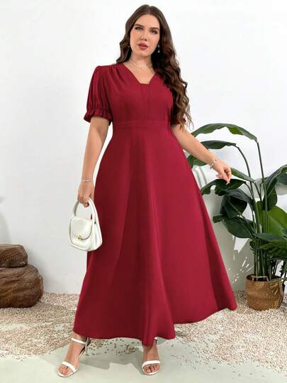 SHEIN Privé 加大码女式优雅浪漫法式 Vcay 绿色春夏返校连衣裙，带口袋