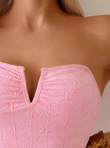 SHEIN 女士性感V型剪裁提花面料细肩带抹胸式连体泳衣，适合夏季度假穿着