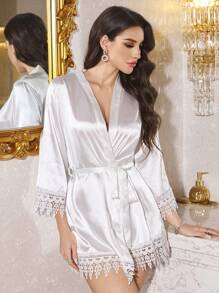 LuxeNights 女士优雅花卉蕾丝拼接饰袖睡袍 - 白色 - 查看 6