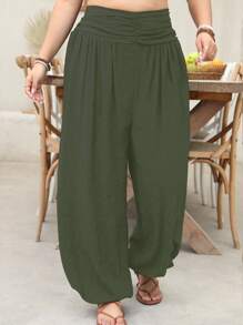 SHEIN LUNE Pantalones holgados con arrugado en color liso talla grande, apropiados para el verano y vacaciones