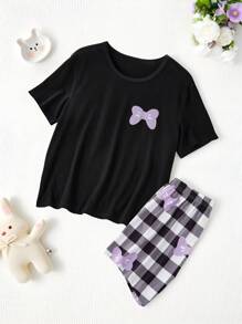 SHEIN 2pcs Teen Pajamas Set, Black Top With Blue Bow Accent, Paired With Purple Bow And Checkered Print Purple Shorts, Stretchy And Breathable Knit Fabric, Machine Washable, Comfortable And Easy Care (1 Sets Sold Separately) - Multicolor - View 6