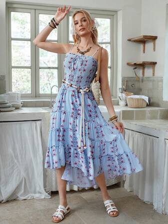 LanaWest Damernas sommarsemester Mini Ditsy Blommig volangfåll Texturerad Cami-klänning