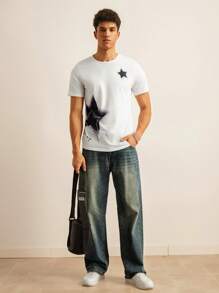 Manfinity RebelGame T-shirt casual da uomo con fantasia a stelle, vestibilità standard, per l'estate