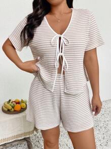 SHEIN Frenchy 2pcs/Set Plus Size Summer Casual Striped Front Tie Short Sleeve Top And Shorts,2 Pieces Summer Outfit