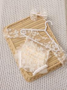 SHEIN 新生兒攝影服飾道具 波點蕾絲連身衣與髮帶套裝 秋季款 - 米色 - 查看 2