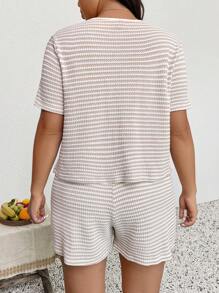 SHEIN Frenchy 2pcs/Set Plus Size Summer Casual Striped Front Tie Short Sleeve Top And Shorts,2 Pieces Summer Outfit