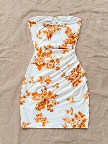 Soleia Women Vacation Blue & White Floral Print Side Shirring Fitted Waist Bandeau Mini Dress, Suitable For Party, Date, Valentine's Day, Easter, Carnival, Afternoon Tea, Spring/Summer Fashion Dress - Multicolor - View 2