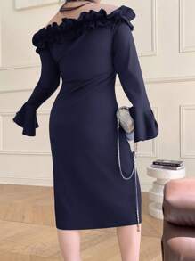 Modelyn Plus Size Elegant Off Shoulder Ruffle Bell Sleeve Dress - Blue - View 2