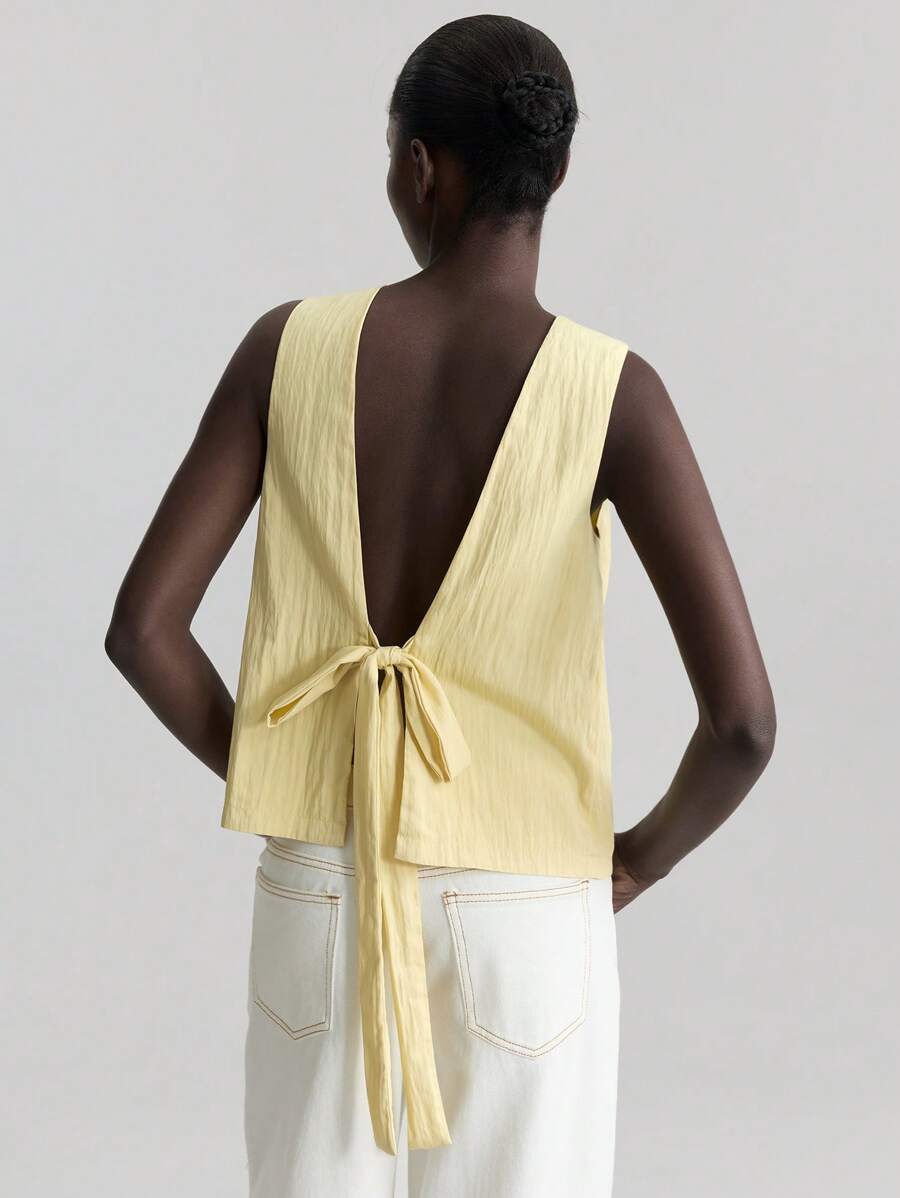 Ontre Top de tirantes texturizado de color amarillo crema de verano para mujer, atuendo para graduación, viaje o festival de música