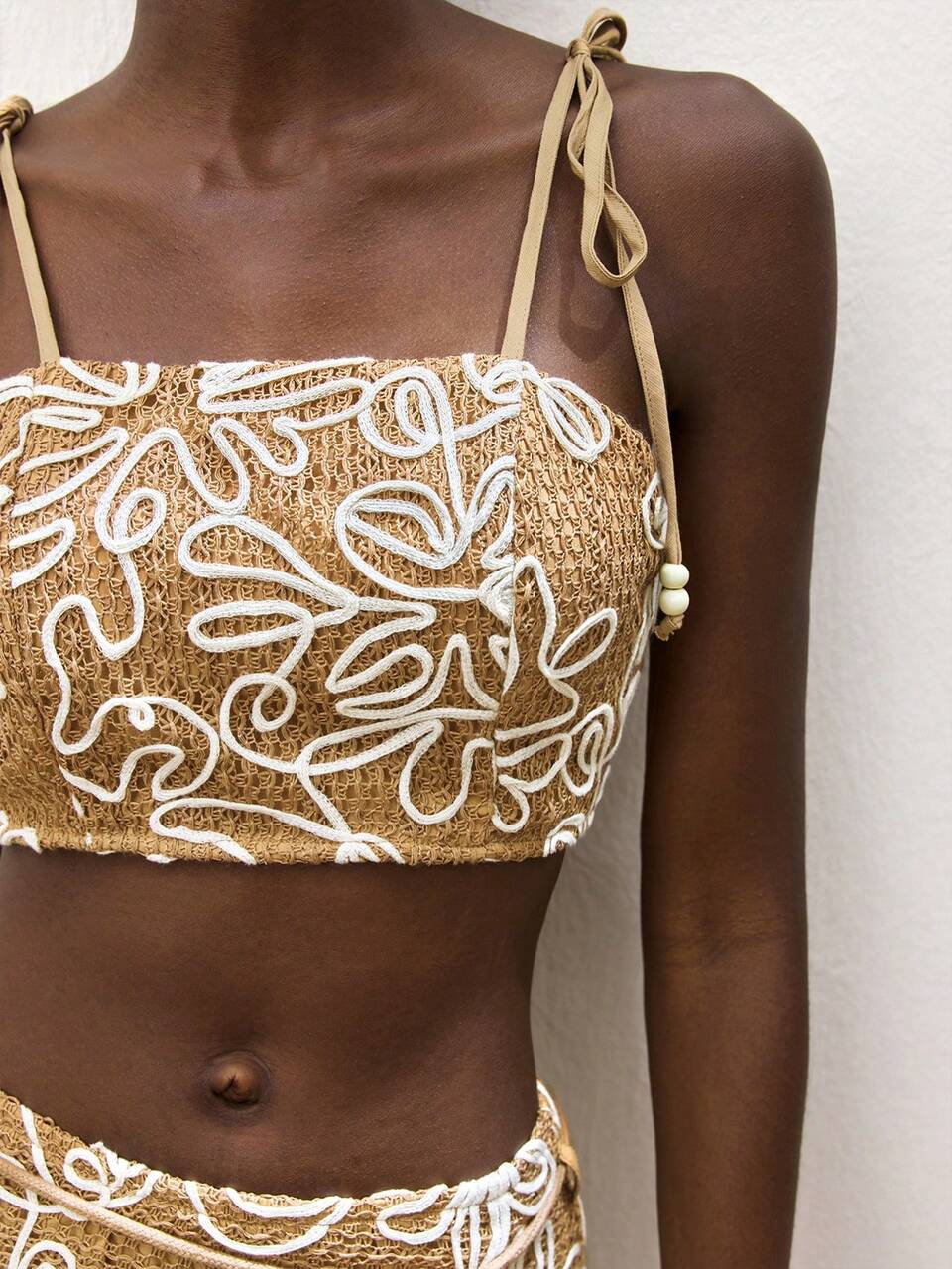 SHEIN Maija Women's White Floral Summer Boho Vacation Holiday Brown Jacquard Tube Top,Adjustable Strap Minimalist Casual Fitted Cropped Tank Top