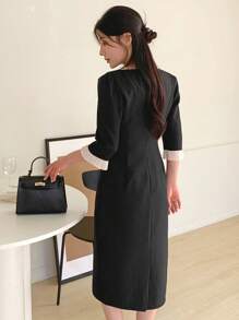 DAZY Damen Mittellang Kleid mit Patchwork Farbblöcken und Ärmeln in Mittellänge