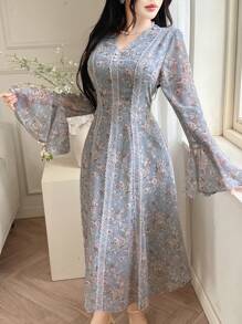 Feyla Women's Allover Print Lace Panel V-Neck Long Sleeve Dress