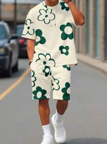 Manfinity Homme Men Floral Print Casual T-Shirt And Shorts Set, Cozy Outfits - Green - View 1