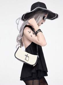 ROMWE Goth Bolso de mujer de paja patchwork con bandolera y decoración de tachuelas