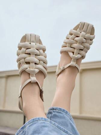 HighSole Women's Beige Hollow-Out Closed Toe Woven Retro Fashion Casual Roman Flat Sandals Versatile Comfortable High-End Vacation Season Casual Shoes Thick Sole Slippers