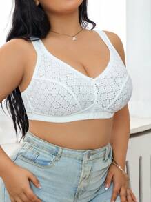 SHEIN Plus Size Women Non-Wired Lingerie Bra, 1pc
