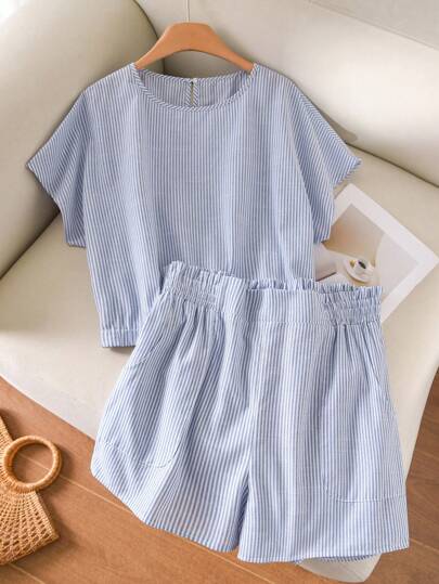 SHEIN Cosyjoi Women Plus Size Round Neck Short Sleeve T-Shirt And Shorts Striped 2 Pieces Set, Comfortable Casual Fashion