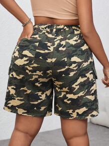 SHEIN PETITE CURVE 加大码女式迷彩牛仔宽松直筒百慕大短裤夏季女士度假女式牛仔西部装 - 軍綠色 - 查看 2