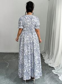 SHEIN LUNE 大码女式泡泡袖花卉印花休闲迷你连衣裙 - 藍白色 - 查看 2