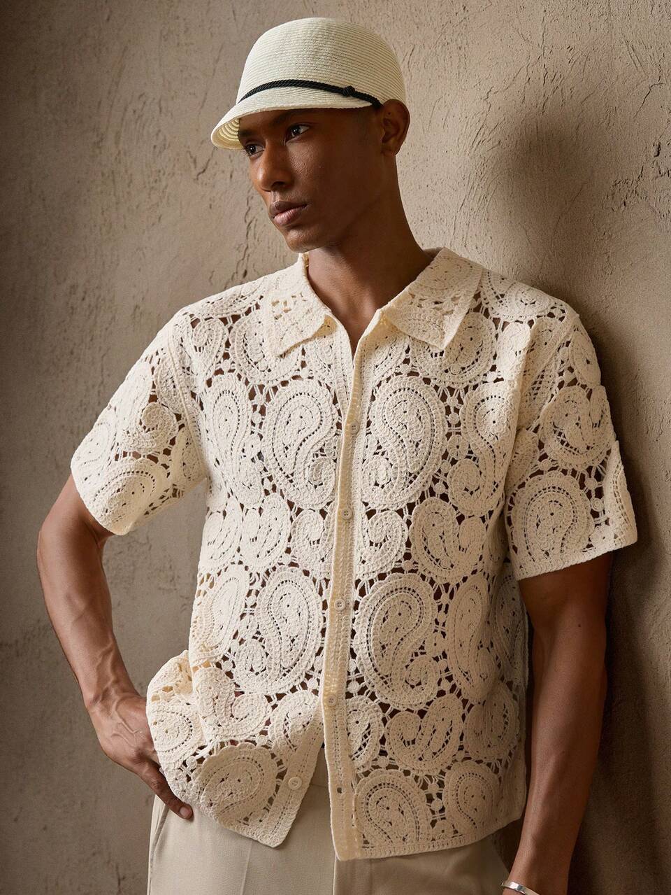 Men's Knitted Paisley Pattern Loose Casual Short Sleeve Shirt, Suitable For Summer, Vacation, Daily Wear, Party, Couples, Gift For Men