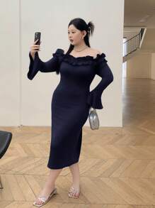 Modelyn Plus Size Elegant Off Shoulder Ruffle Bell Sleeve Dress - Blue - View 3