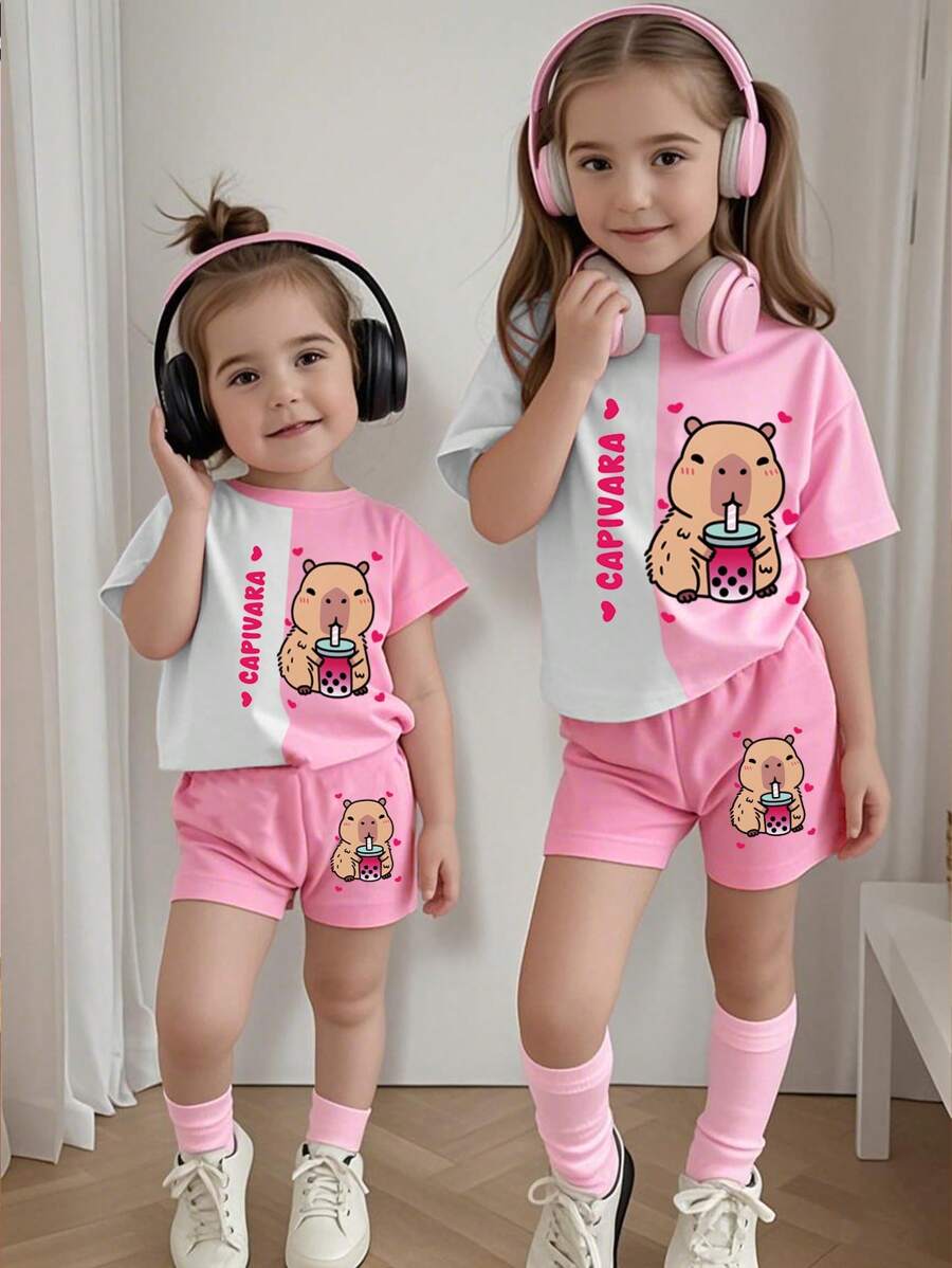 SHEIN Baby Girls Casual Fashion Creative Paddington Bear Colorblock Cute Cartoon Print Casual Short Sleeve T-Shirt And Shorts 2 Pieces Set, Sibling Outfits Matching Outfits (2 Sets Pieces Are Sold Separately) - Multicolor - View 1
