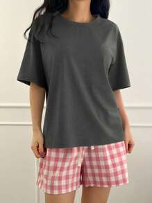 DAZY Women Solid Color T-Shirt And Plaid Short Pajama Pants 2-Piece Sleepwear Set