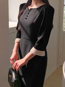 DAZY Damen Mittellang Kleid mit Patchwork Farbblöcken und Ärmeln in Mittellänge