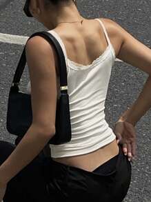 DAZY Camisola entallada con empalmado de encaje para mujer en verano