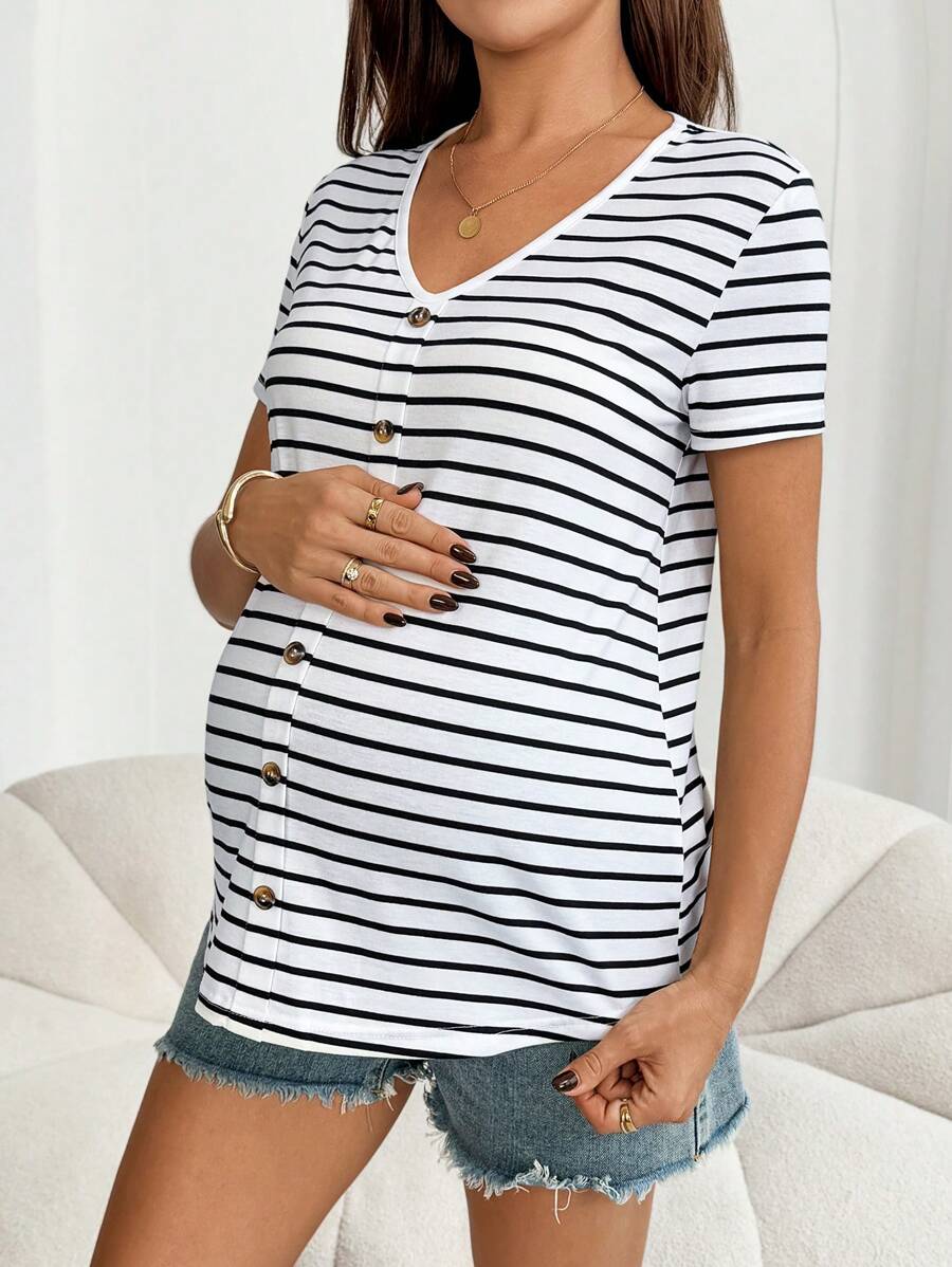 SHEIN Camiseta de manga corta casual de rayas con decoración de botones para embarazadas de verano