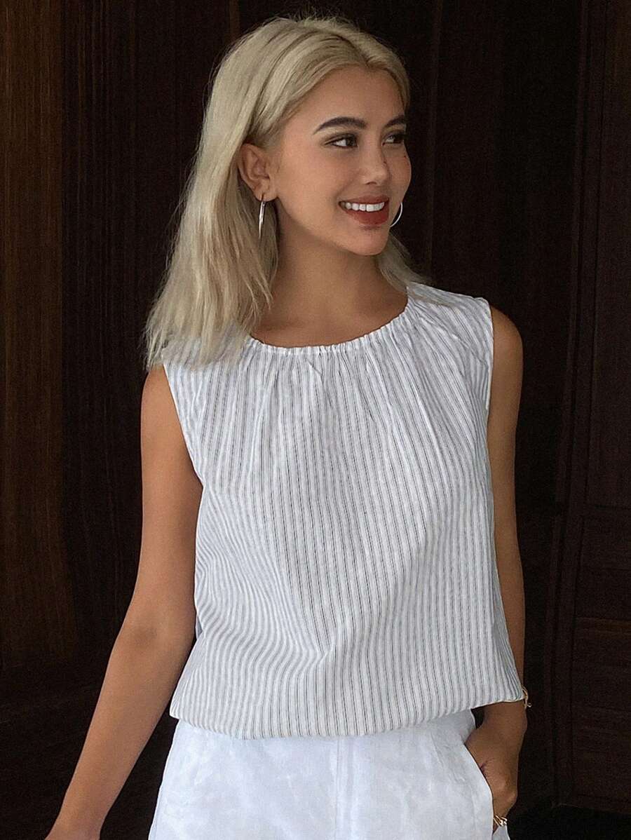 DAZY 女款寬鬆條紋抓皺休閒夏季細肩帶背心，適合校園穿搭 - 灰色 - 查看 1