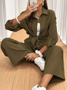 SHEIN Frenchy 2 Stücke/Set einfarbiges Hemd mit Knopfverschluss, Langarm und Hose mit elastischem Bund